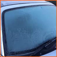 車　ガラス　凍結　溶かす